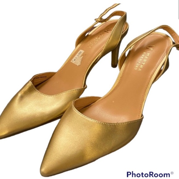 Payless Martha Everyday Gold Sling back kitty Heel size 7 - Picture 2 of 4